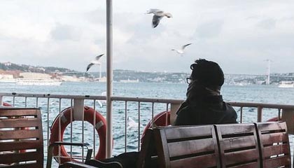 开云体育在线-鹈鹕血洗立陶宛男篮，库里爆发神勇：篮球世界的新震撼时刻